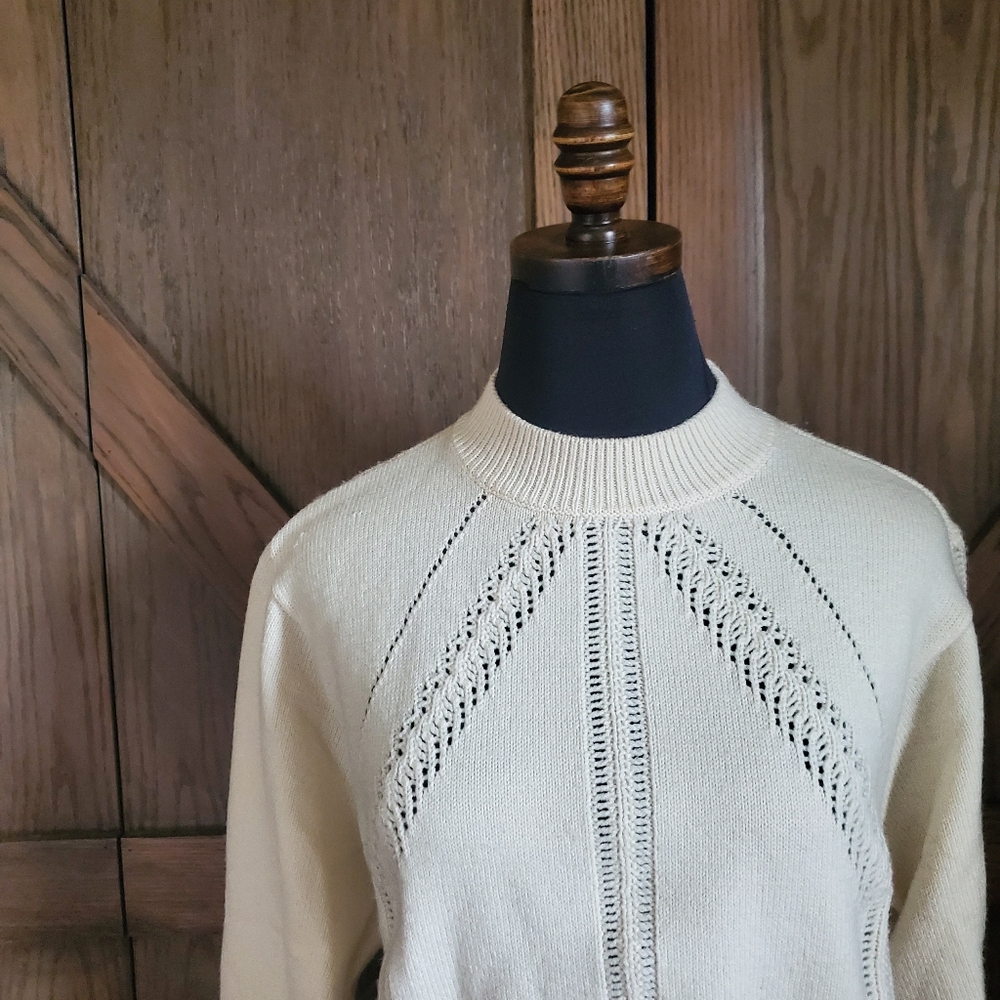 LAST CHANCE Club Monaco Cream Crew Neck Sweater - Picture 4 of 4
